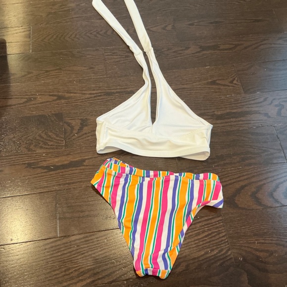 Bikini set - Picture 2 of 2